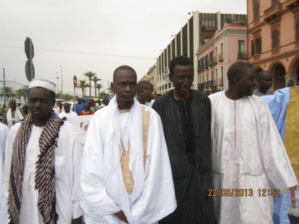 Journée Cheikh Ahmadou Bamba à Cagliari: Marche dans les artères de la ville