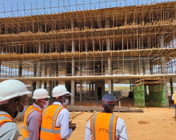 Visite trimestrielle d’évaluation des travaux du Datacenter de l’ADIE et du PTN à Diamniadio 