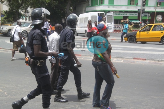 Fatou Thiam, bousculée, perd sa perruque