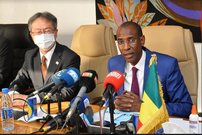 Photos: Signature de l’échange de notes pour l’ISSD, entre l'Etat du Sénégal et le Japon