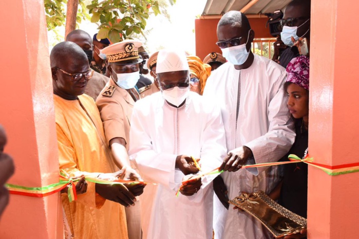 Tocky Gare: Le ministre Oumar Guèye inaugure la radio communautaire et le marché moderne Louma de l ‘Émergence  
