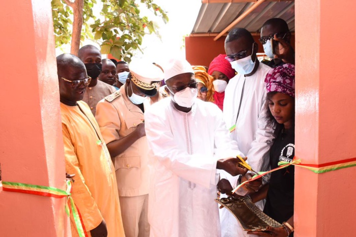 Tocky Gare: Le ministre Oumar Guèye inaugure la radio communautaire et le marché moderne Louma de l ‘Émergence  