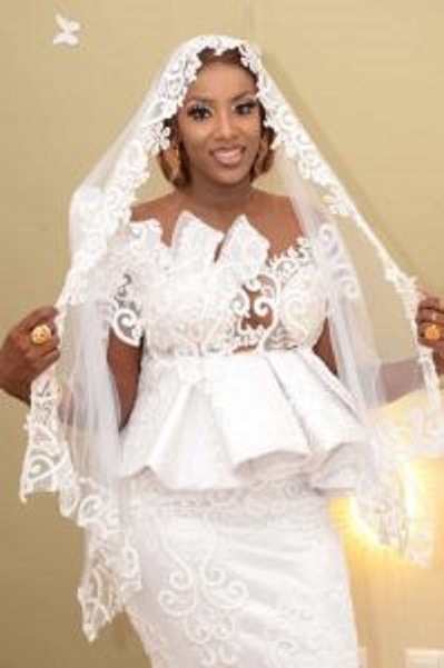 Mariage de la chanteuse Sokhou Bébé : de Bébé, Sokhou passe à Madame Gassama Mariage de la chanteuse Sokhou Bébé : de Bébé, Sokhou passe à Madame Gassama