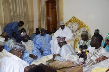 PHOTOS: Rencontre Cheikh Mahdy Ibrahima Niass et Serigne Mountakha Mbacké PHOTOS: Rencontre Cheikh Mahdy Ibrahima Niass et Serigne Mountakha Mbacké