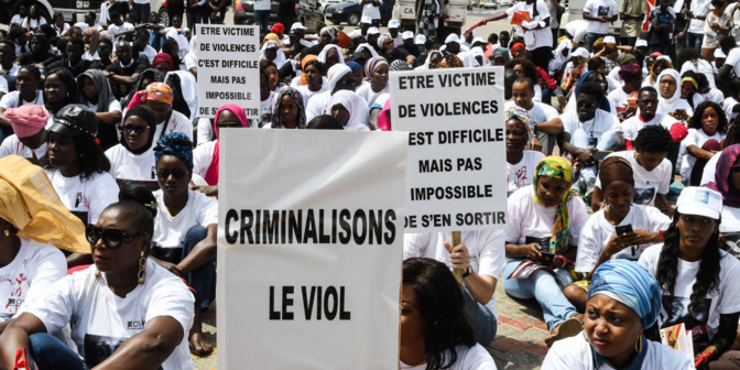 Inceste: Il viole sa fille adoptive avec usage d'arme et...