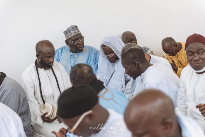 Carnet rose: Le Dg de Dakar Dem Dikk, Omar Bounkhatab Sylla donne le nom de son fils au Prophète Mohamed (Psl) Carnet rose: Le Dg de Dakar Dem Dikk, Omar Bounkhatab Sylla donne le nom de son fils au Prophète Mohamed (Psl)