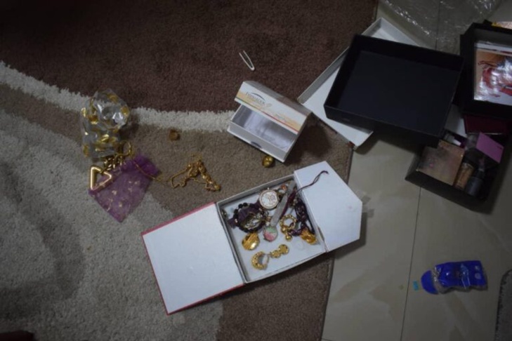 La présentatrice, Zeyna Bamba de Seneweb, victime d'un cambriolage: Des bijoux en or et de l’argent emportés