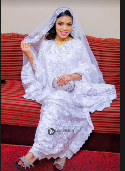 Voici quelques clichés du baptême du fils de Momo Wade et de Ndèye Sokhna Sonko (Photos) Voici quelques clichés du baptême du fils de Momo Wade et de Ndèye Sokhna Sonko (Photos)