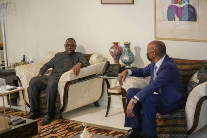 Une CAN de football au Sénégal: Ce que voudrait le président de la CAF, reçu par Macky Sall ce matin avant... Une CAN de football au Sénégal: Ce que voudrait le président de la CAF, reçu par Macky Sall ce matin avant...