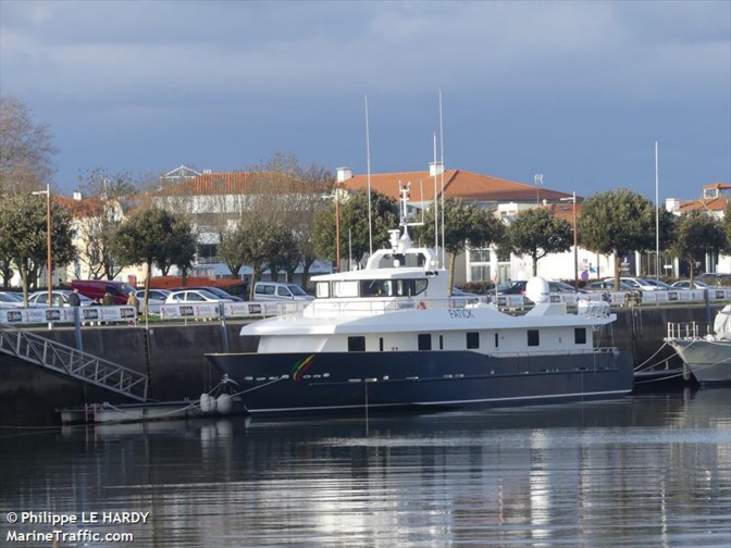 Fakenews: Le "Yacht" de Macky Sall serait un patrouilleur de la Marine nationale, qui en possède quatre