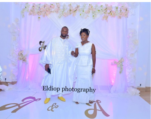 Carnet blanc : Amina Diop, fille de la célèbre Collé Ardo Sow, dit Oui à Adama Bèye, patron de AB Corporation. Carnet blanc : Amina Diop, fille de la célèbre Collé Ardo Sow, dit Oui à Adama Bèye, patron de AB Corporation.