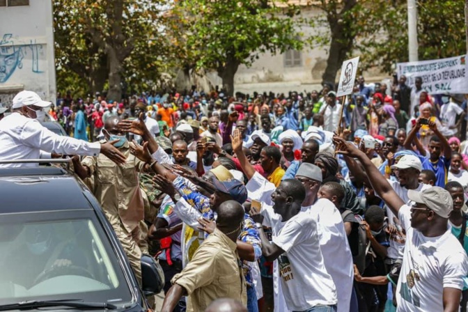 Tournée économique: L'arrivée de Macky Sall à Louga et Saint-Louis (images)