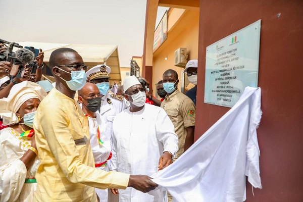Aéro Lao: Le Président Macky Sall a inauguré le Centre départemental de Formation Technique et Professionnelle Aéro Lao: Le Président Macky Sall a inauguré le Centre départemental de Formation Technique et Professionnelle