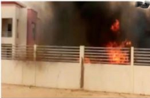 Violence notée au Fouta : les jeunes de Ndouloumadji incendient la maison de Macky Sall