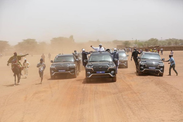Tournée économique au Nord: Ourossogui, Semmé, Kanel, Sinthiou Bambambé… plébiscitent Macky Sall Tournée économique au Nord: Ourossogui, Semmé, Kanel, Sinthiou Bambambé… plébiscitent Macky Sall