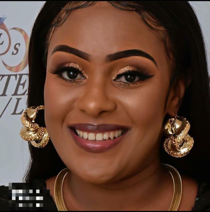 L'actrice Adja étale toute sa beauté (Photos) L'actrice Adja étale toute sa beauté (Photos)