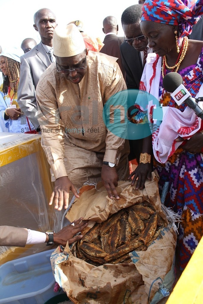 Macky Sall friand de poisson fumé ?