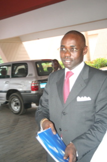 Société africaine de raffinage : Samuel Sarr promet des révélations sur les 89 milliards de perte en 2007