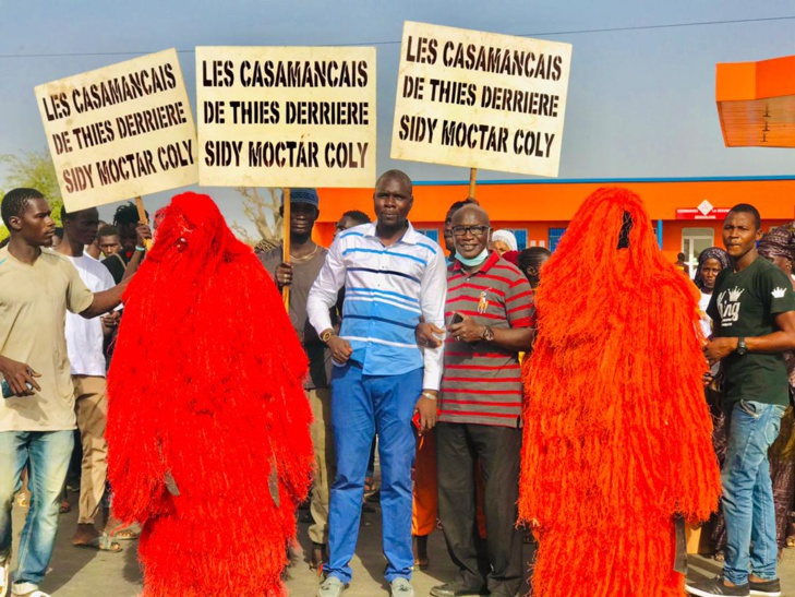 PHOTOS/ Inauguration Isep-Thiès: Les casmancais de Thiès à l’accueil de Macky Sall