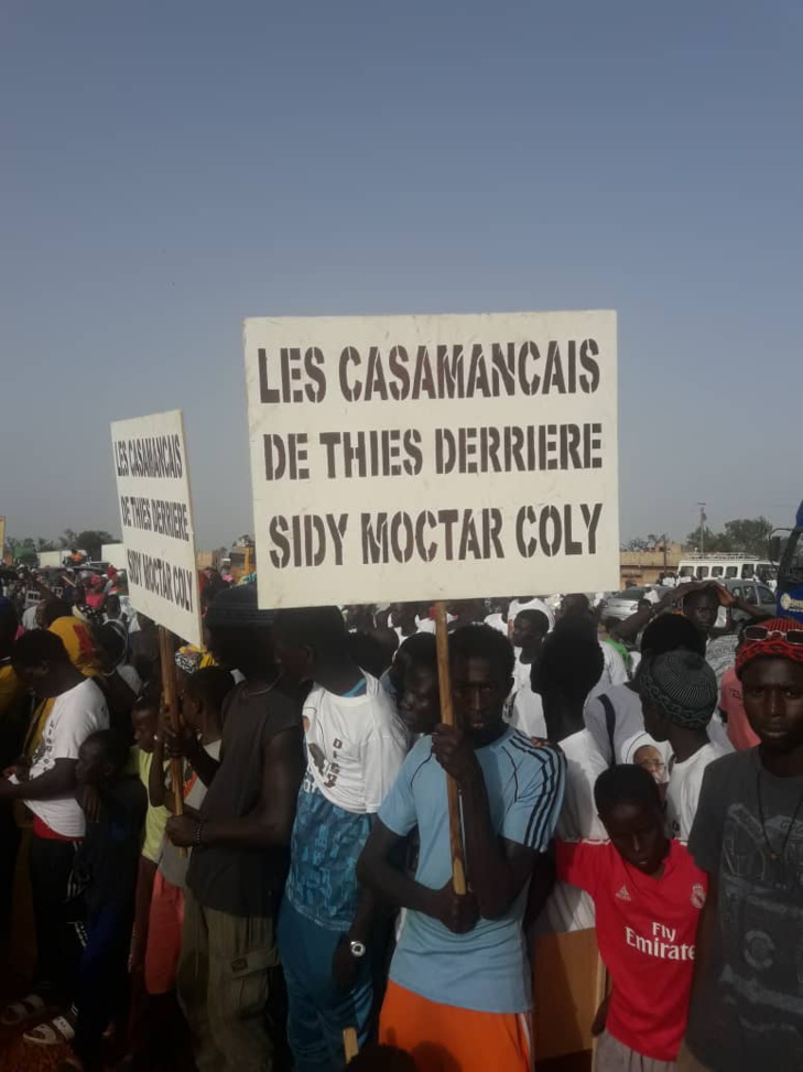 PHOTOS/ Inauguration Isep-Thiès: Les casmancais de Thiès à l’accueil de Macky Sall