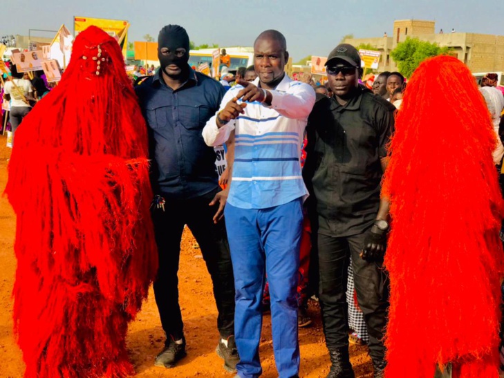 PHOTOS/ Inauguration Isep-Thiès: Les casmancais de Thiès à l’accueil de Macky Sall
