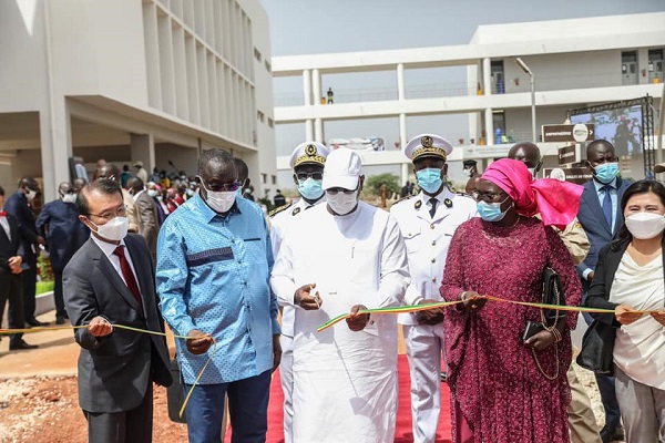 Visite présidentielle: Macky Sall a inauguré l’Institut Supérieur d’Enseignement Professionnel de Diamniadio