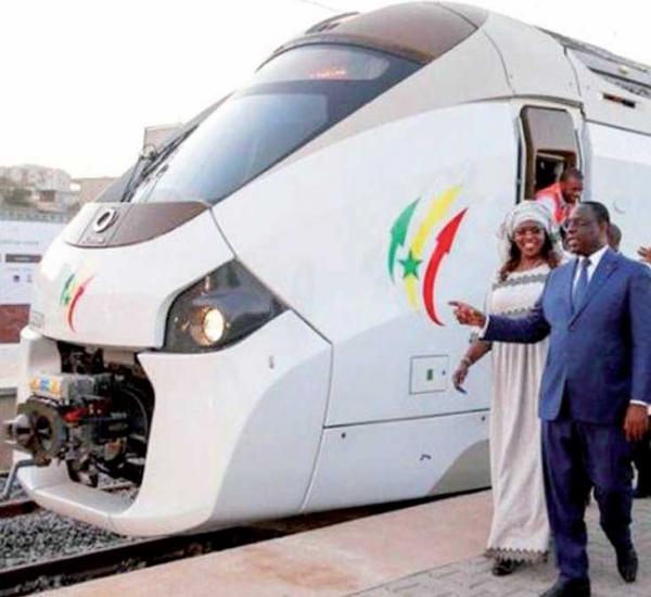 Diamaniadio / Le Président Sall à l’inauguration de l’Isep: « Le Ter sera opérationnel d’ici la fin de l’année»