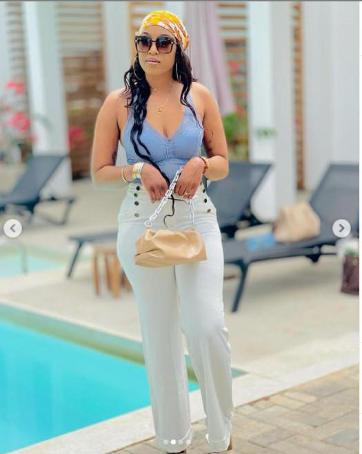 Admirez les nouveaux clichés se Shasha de Gallé No Stress (Photos) Admirez les nouveaux clichés se Shasha de Gallé No Stress (Photos)