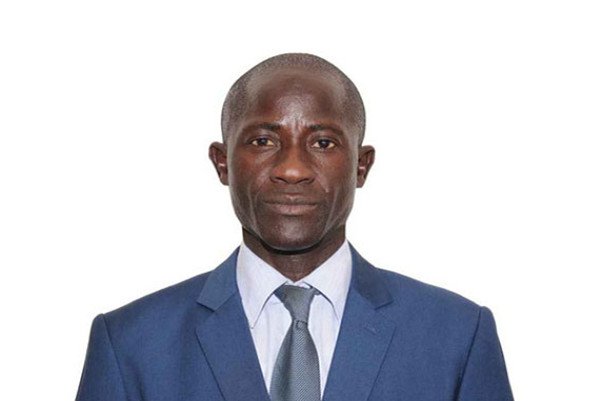 Terroristes républicains : «Arrêtez l’opposition de permanence et descendez dans la rue», on nous l’a dit aussi à l’APR en 2011 ! (Cheikh Ndiaye)