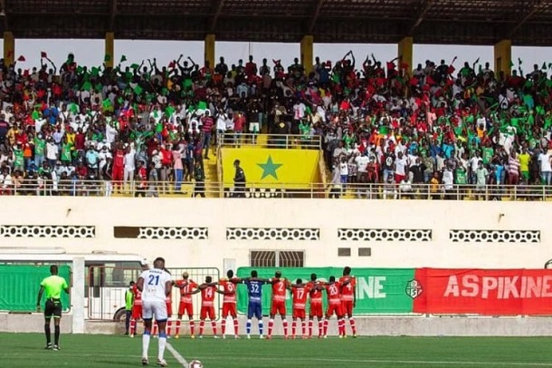 Sport: Des supporters de l'As Pikine empêchent les joueurs du Jaraaf de regagner les vestiaires
