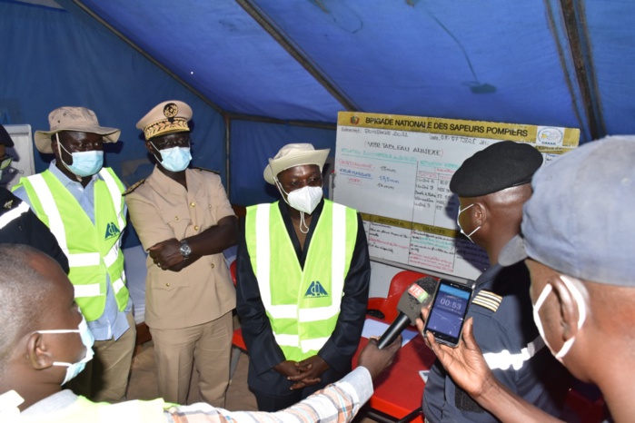 Lutte contre les inondations : L’État déploie de gros moyens à Keur Massar. Lutte contre les inondations : L’État déploie de gros moyens à Keur Massar.