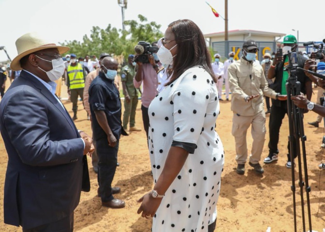 Inauguration du DAC de KMS3 par Macky Sall: Au moins 10.000 emplois espérés Inauguration du DAC de KMS3 par Macky Sall: Au moins 10.000 emplois espérés