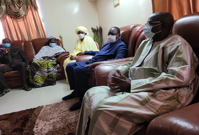 Condoléances: Le Président Macky Sall s’est rendu chez le ministre d'Etat, Augustin Tine