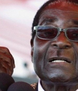 Zimbabwé: Robert Mugabe invite ses détracteurs à « aller se faire pendre »