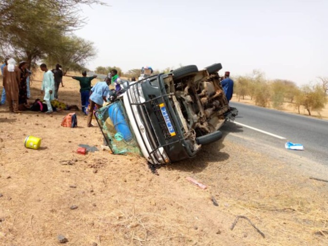 PHOTOS / Axe Touba-Linguère: Un accident fait un mort et 8 blessés