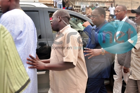 [Photos] Toutes les images de la visite du Président Macky Sall dans la banlieue