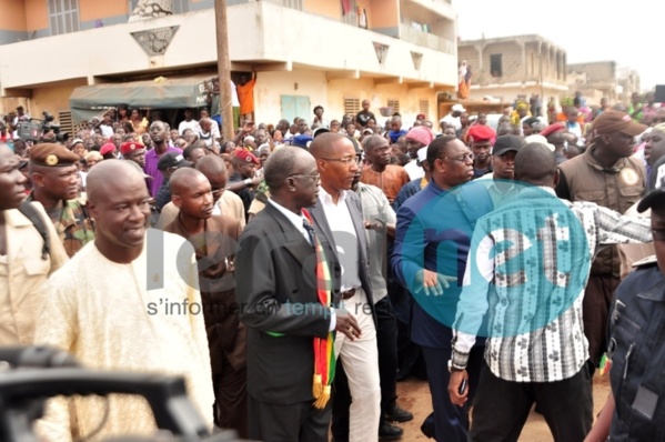 [Photos] Toutes les images de la visite du Président Macky Sall dans la banlieue