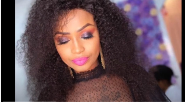 Dans une tenue ultra sexy,  Mbathio Ndiaye dévoile son tatouage (Photos)