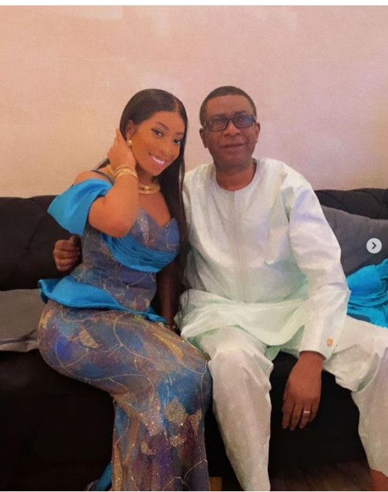 Tabaski 2021: Le "sagnsé" de Zeyna Ndour affole la toile (Photos) Tabaski 2021: Le "sagnsé" de Zeyna Ndour affole la toile (Photos)