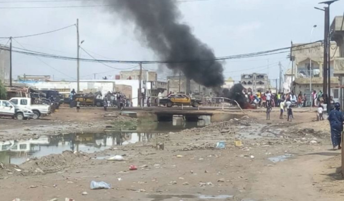 Kaolack: Moustapha offre deux camions à ordures à près de 100 millions F CFA, la mairie n'en veut pas Kaolack: Moustapha offre deux camions à ordures à près de 100 millions F CFA, la mairie n'en veut pas