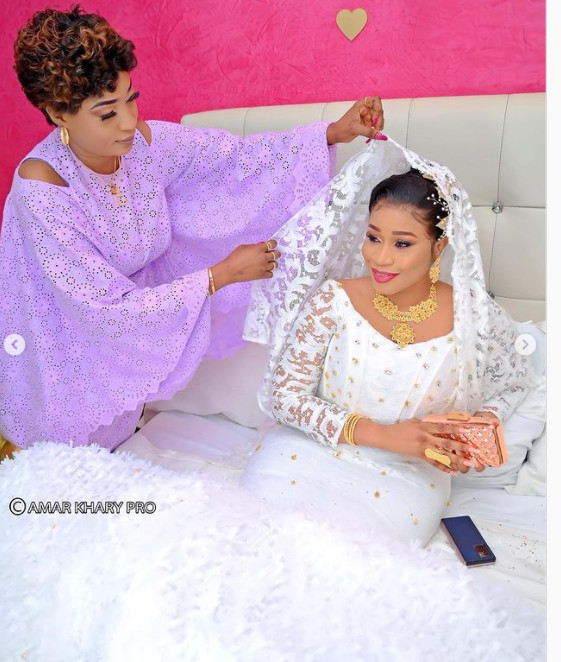 Tout ce que vous n'avez pas vu au mariage de Aïda Samb (Photos) Tout ce que vous n'avez pas vu au mariage de Aïda Samb (Photos)