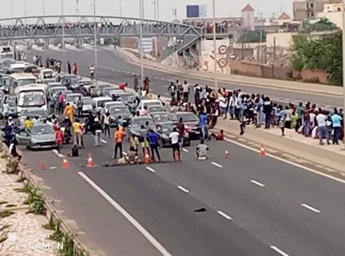Manifestations sur l’autoroute à péage: La mise en garde de Moustapha Diakhaté