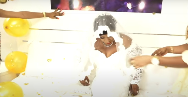 Carnet blanc: L'actrice Nar Diop de "Madior ak Dior" a dit oui à M. Ly, un Gambien (Photos) Carnet blanc: L'actrice Nar Diop de "Madior ak Dior" a dit oui à M. Ly, un Gambien (Photos)