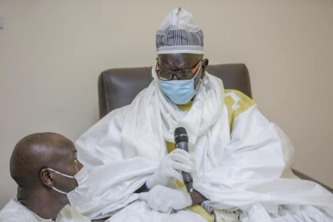 Condoléances: Maky Sall s'est rendu à Darou Mousty et Darou Miname Condoléances: Maky Sall s'est rendu à Darou Mousty et Darou Miname