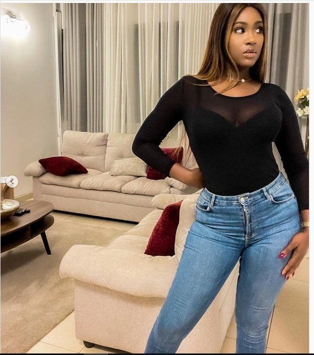 L'actrice Natalie de la série Karma étale toute sa beauté (Photos) L'actrice Natalie de la série Karma étale toute sa beauté (Photos)