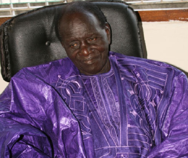 La SNR met la main sur la maison de feu Lobath Fall estimée à 3 milliards FCFA : Macky appelé à trancher La SNR met la main sur la maison de feu Lobath Fall estimée à 3 milliards FCFA : Macky appelé à trancher