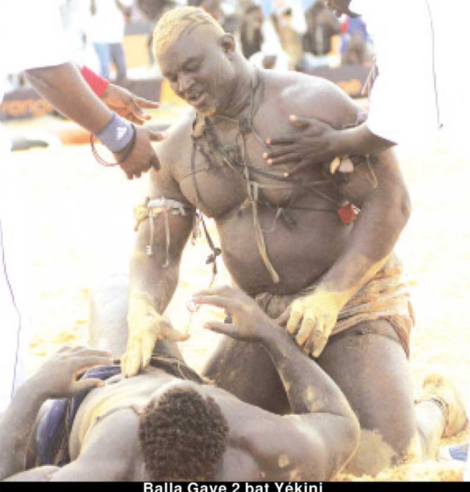 Hommage : Lambi demb / Mamadou Sakho "Double Less": Plus haut, plus fort, plus vite Hommage : Lambi demb / Mamadou Sakho "Double Less": Plus haut, plus fort, plus vite