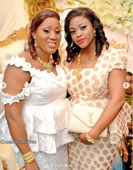 Mariage: Parure en or, robe de classe, la styliste Mouna Création devient Mme Ndiaye Mariage: Parure en or, robe de classe, la styliste Mouna Création devient Mme Ndiaye