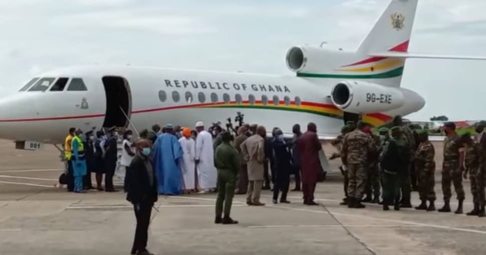 En images: La mission de haut niveau de la CEDEAO à Conakry