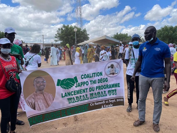 Wadial Magal Gui-Grande journée de nettoiement à Diourbel : Plus de  1500 Jeunes et Femmes mobilisés par le Directeur de l'emploi